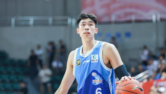 广东篮球队在场上表现出色,取得胜利的简单介绍 广东篮球队在场上表现出色,取得胜利的简单介绍