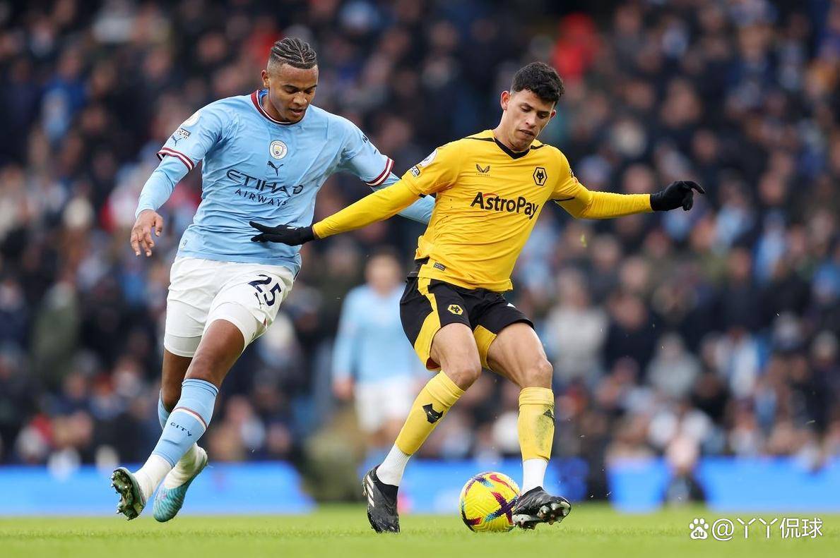 曼城主场表现不佳,球迷纷纷呼吁全面改进 曼城主场表现不佳,球迷纷纷呼吁全面改进