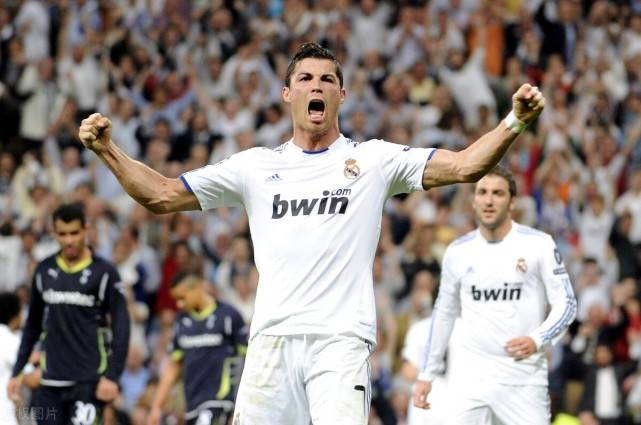 包含阿贾克斯逼平,为出线加油助威的词条 包含阿贾克斯逼平,为出线加油助威的词条